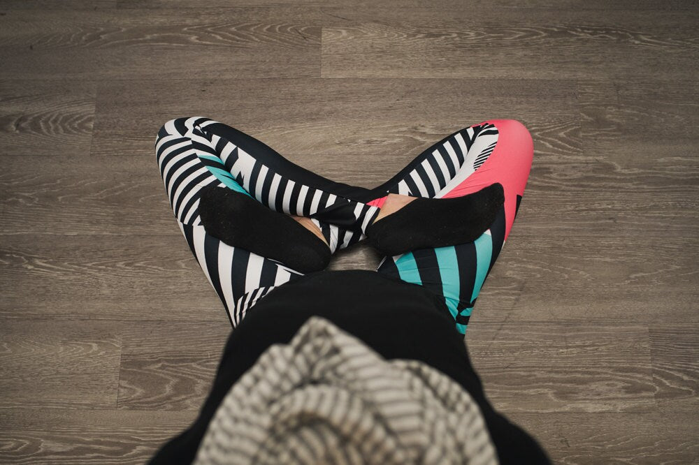 Abstract striped zebra - athleisure unisex leggings