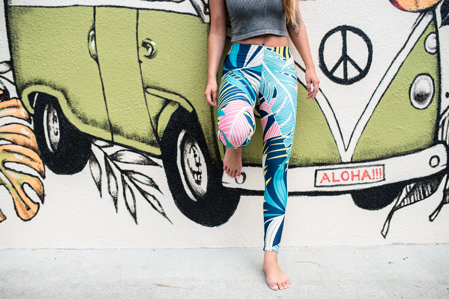 Monstera delight tropical aloha - athleisure unisex leggings